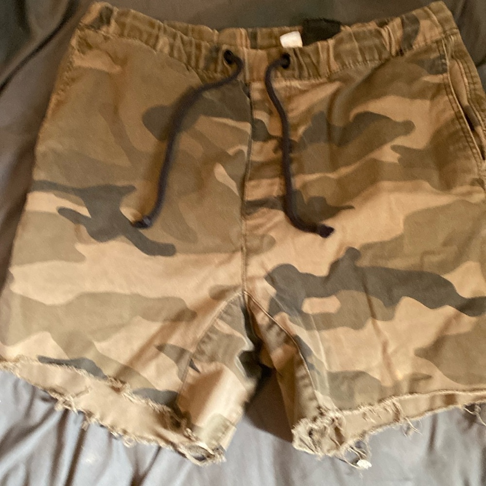 H&M cargo shorts with a minuscule amount of bleach. Look at photos